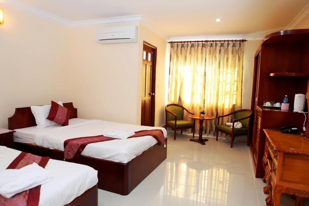Mittapheap Hotel 贡布 外观 照片